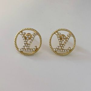 LV Fashion Earings